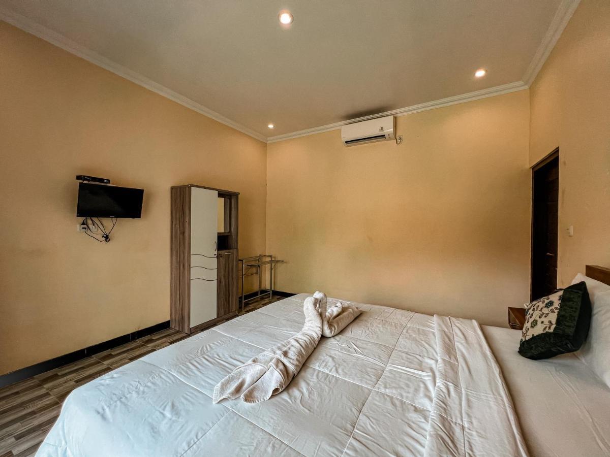 Gayatri Bungalows Batununggul المظهر الخارجي الصورة